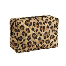 New Girl's Floral Quilted Makeup Bag, Portable Travel Skincare Toiletry Bag, Minimalist Large Capacity Soft Storage Bag - Storage Bag - View 4