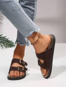 Sandálias Rasteiras Casuais Femininas Novas de Verão, Decoração com Fivela de Metal Design em Forma de H, Bico Redondo Aberto com Duas Tiras Slip-On, Adequadas para Viagem, Férias, Praia, Hotel, Rua, Festa e Outras Múltiplas Cenas da Vida, Sandálias Femininas Marrom Café Minimalistas Confortáveis e Versáteis - Café - Visão 5
