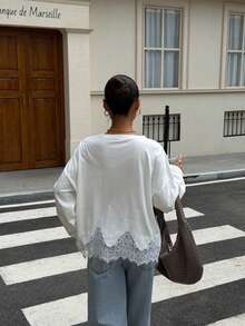 女款 100% 純棉寬鬆大尺碼長袖 T 恤，休閒圓領毛邊蕾絲拼接基礎款白色上衣 - 白色 - 查看 9