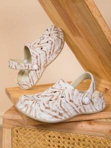 Unisex Clogs, All Season, Lightweight, Non-Slip, Quiet, Multi-Functional/Indoor/Outdoor Clogs - Khaki - View 6