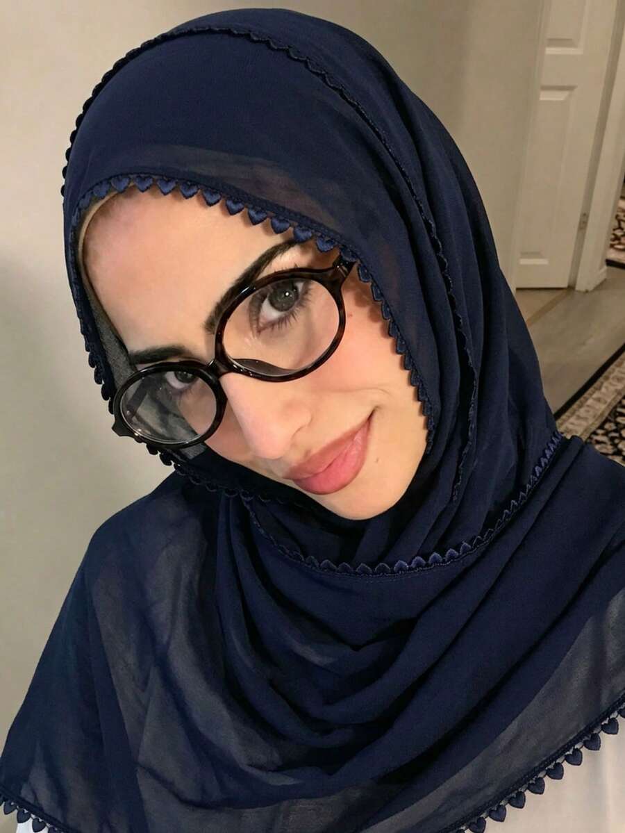 1PC Women's Solid Color Embroidered Heart Lace Long Scarf, Lightweight Versatile Breathable Skin-Friendly Scarf, Fully Hemmed Embroidered Edge, Soft Drape High-End, Suitable For Daily Wear - Navy Blue Chiffon - Heart Lace Style - View 1