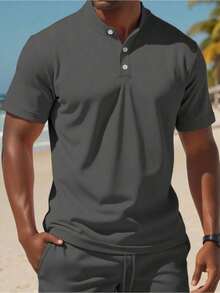 Conjunto de polo entallado y pantalones cortos con cordón para hombre; cuenta con manga corta y cintura ajustable con cordón, ideal para el uso diario - Gris - Ver 3