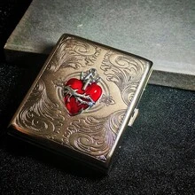 Vintage Thorn Carved Heart Metal Cigarette Case, Portable Hand-Rolled Cigarette Storage Box, Personalized Accessory, Creative Holiday Birthday Gift For Boyfriend, Girlfriend, Best Friend - Silver - View 9