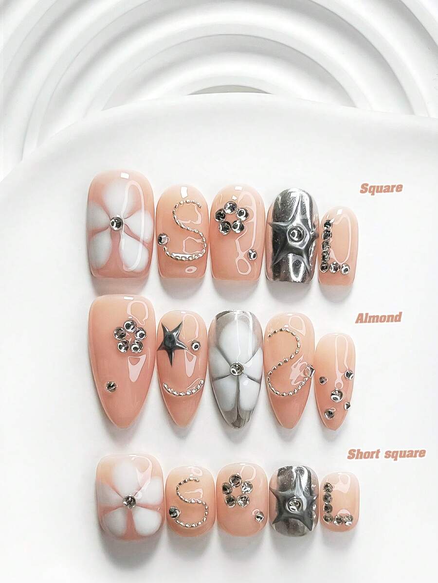 10片裝精美手工穿戴甲 Polygel 假指甲套組,海星、鏈條、水鑽設計,銀色與白色指甲油,時尚風格,附美甲工具,3種尺寸可選,方型、短方型、杏仁型,適合派對、舞會、日常配戴 - 彩色 - 查看 1