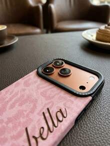 Pink Leopard Print Custom Gold Foil Initial Letter Pattern Phone Case, Personalized Custom Letter Shockproof Faux Leather Protective Cover, Compatible With IPhone 18 17 16 15 14 13 12 11 Pro Max Plus, Luxury Phone Accessory, Suitable For Women And Men, Mother's Day Father's Day Graduation Anniversary Wedding Holiday Gift - Pink - View 6