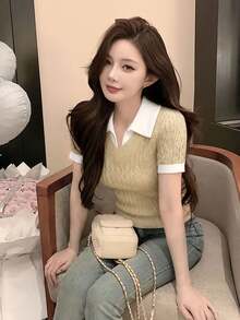 新款春夏甜美性感深色對比扭紋質感V領修身短袖針織衫，女款，Y2K風格 - 卡其色 - 查看 1