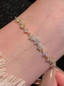 Shiny Cherry Blossom Bracelet, Small Flower Series, With Decoration - Multi-Functional High-End Accessory From Ins-Inspired Niche Collection - Gold - View 3
