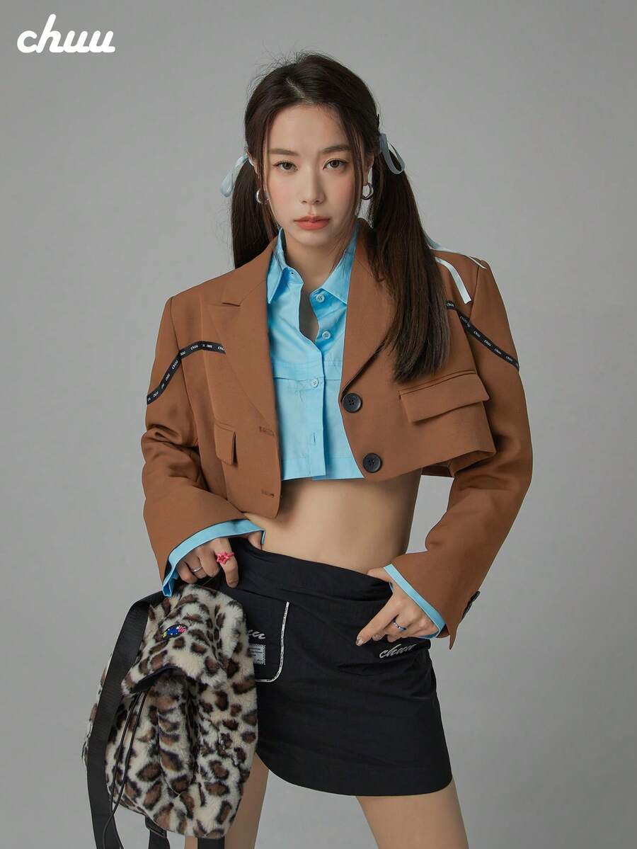 CHUU Letter Embroidered Short Blazer Women's Autumn Colorblock Patchwork Zipper Jacket - Coffee Brown - View 1