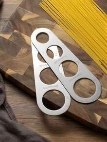 Regla medidora de pasta de acero inoxidable, regla medidora de espaguetis de acero inoxidable de 4 orificios, regla medidora de pasta, regla medidora de fideos de acero inoxidable, herramienta de cocina práctica, regla medidora fácil de usar, uso de chef profesional - Ver 3