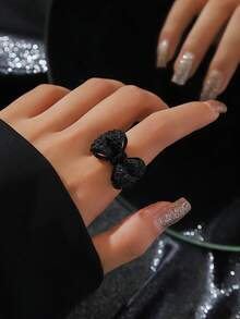 Cincin Dekorasi Busur Berlian Imitasi - Hitam - View 4