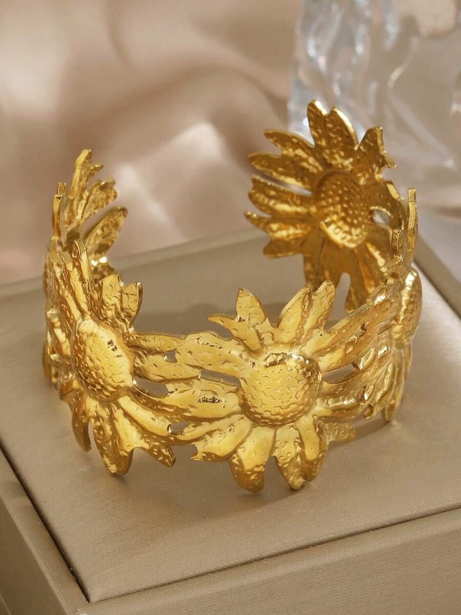 1pc Stainless Steel Fashionable Exaggerated Chunky Sunflower Bracelet Suitable For Women's Daily Wear - Yellow Gold - View 1
