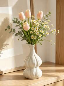 A Vintage Elegant Vase. It Can Be Used As A Flower Container For The Living Room, Placed On A Dried Flower Stand As A Modern Decoration, Or As A Centerpiece For The Dining Table. It Can Hold Fresh Flowers Or Artificial Flowers, Making It An Ideal Decoration For Coffee Tables, Desks, And Living Rooms. Suitable For Room Decor, Home Decor, And Autumn Decoration. Vase/Vase - A - View 1
