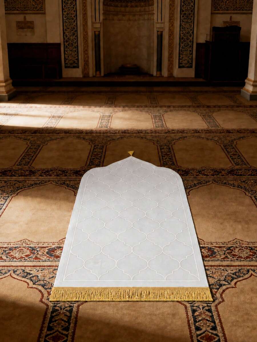 1pc White Flannel Muslim Prayer Mat, Thick Sponge Soft Directional Mecca Prayer Carpet, Ramadan Home Decor Rug With Classic Embossed Design - White - View 1