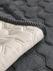 SANMOSPIN 1pc Solid Color Plush Sofa Cover, Quilted Thickened Machine Washable & Hand Washable, Pet-Friendly Non-Slip Protective Sofa Cover, Soft & Comfortable Polyester Material, Suitable For Living Room, Bedroom, Office - Multicolor - View 8