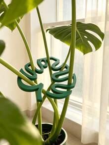 1/2/4pcs Monstera Shaped Plant Support Stakes, Green Plant Fixing Shaping Bracket, Indoor Foliage Vine Anti-Collapse Flower Stand, Minimalist Gardening Support Accessories - Monstera - View 6