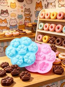 7-Cavity Cat Paw Silicone Baking Mold, Cute Paw Print Cake Mold For Chocolate, Candy, Jelly, Pudding, Gummies And Mini Desserts, DIY Home Baking Tool For Birthday Parties, Pet-Themed Treats And Creative Baking - Multicolor - View 3