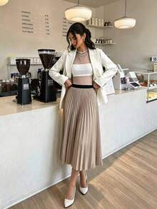 Women's Spring/Summer Fashionable New Taffeta Fabric Drape Contrast Color Pleated Skirt - Brown - View 1