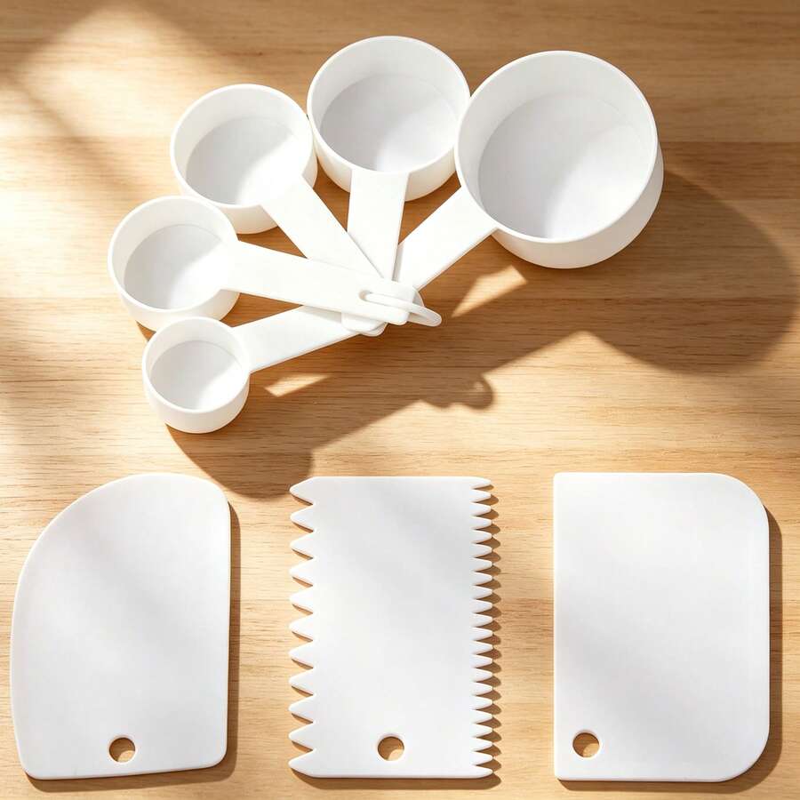 8pcs White Measuring Cups + White Scraper, Multi-Functional Baking Auxiliary Tools, White Plastic Hanging Measuring Spoon Flat Scraper, Serrated Shape Scraper, Curved Dough Cutter, Flour, Nuts, Milk Powder, Powdered Sugar Quantitative Measuring Cup, Cake Frosting Spatula, Dough Divider Scraper, Essential Baking Kitchen Tool Set - View 1