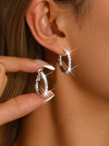 1 Pair Of Silver Single Row Earrings, Simple And Luxurious, Suitable For Daily Commuting, Dating Parties, Weddings And Bridesmaids - 2.5cm Earrings - View 10