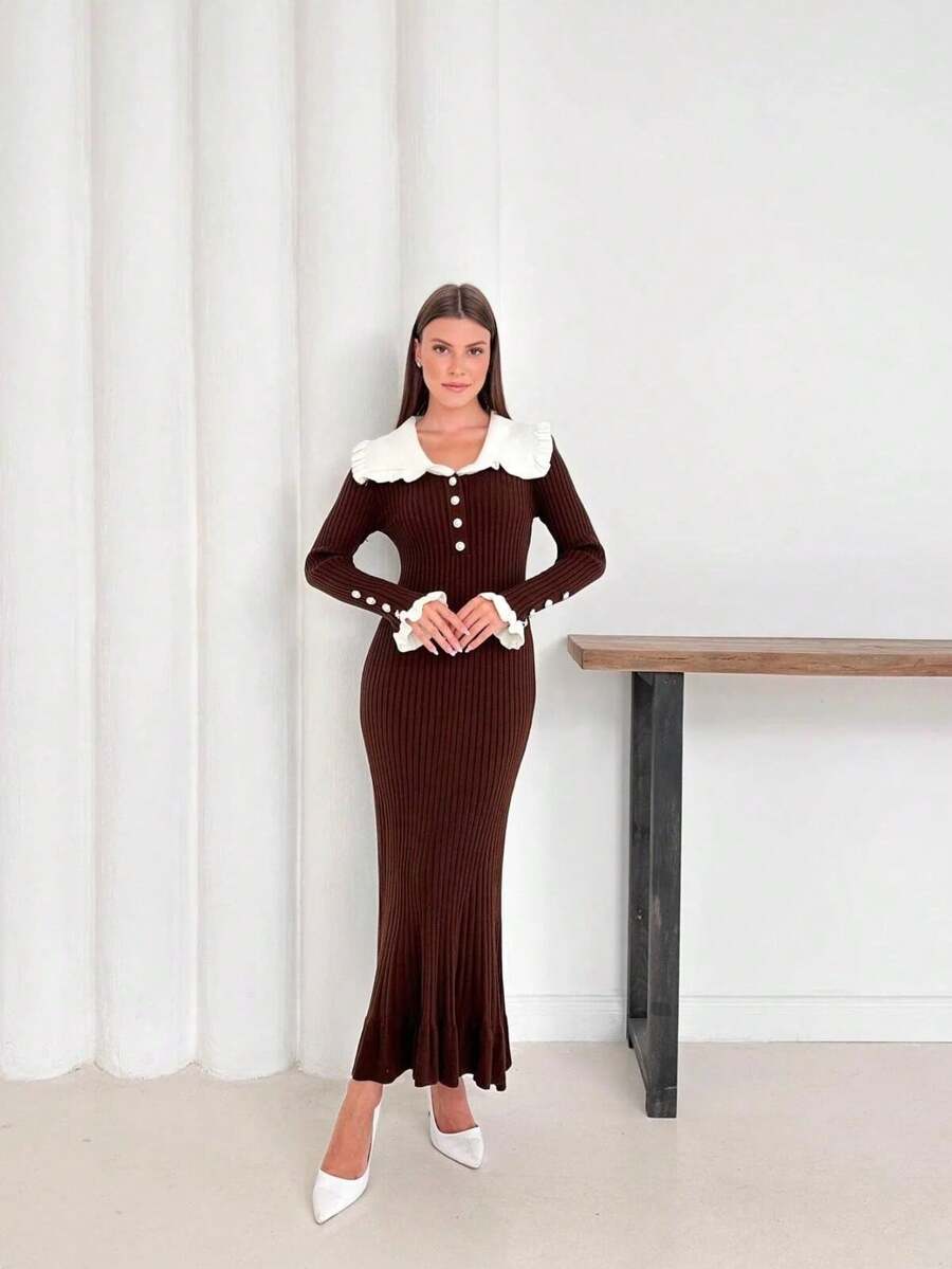 فستان نسائي بتفاصيل أزرار لؤلؤية وكشكشة - بني - مشاهدة 1
