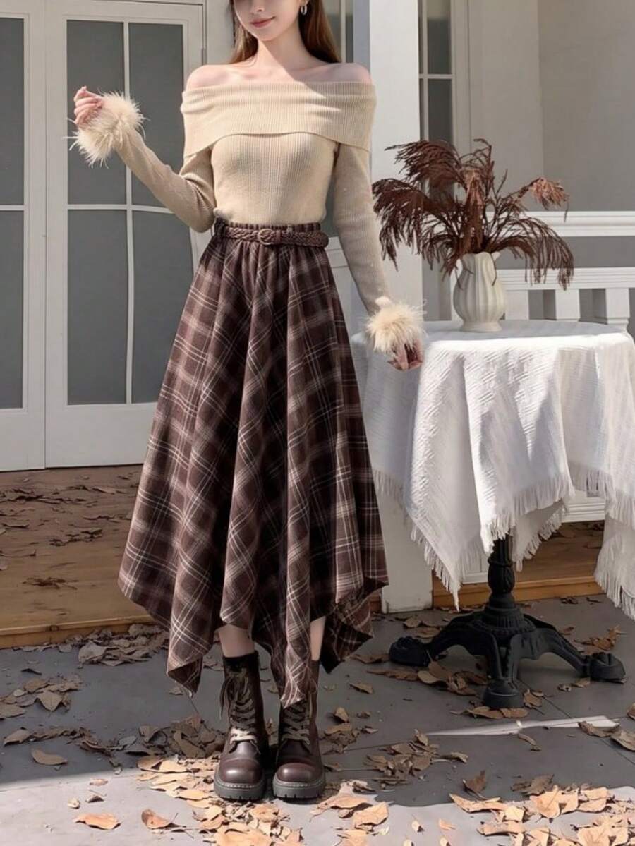 Elegant Women's Mid-Length Asymmetric Plaid Skirt, Woven Non-Stretch Fabric, Creating Fashionable Autumn Outfit