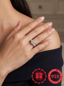 Anel Grande de Diamante de Prata Esterlina S925 de Luxo para Homens, Anel de Noivado de Negócios com Zircônia Cúbica de Alto Brilho de 6 Garras, Presente Premium para Namorado com Caixa de Presente - Prata - Visão 6