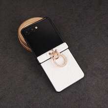 Matte Elegant Embossed Carved Texture Floral Pattern Faux Leather Folding Phone Case With Hinge Protection Strap, 1pc Fashion Faux Diamond Ring Holder Buckle Pendant, Compatible With Samsung Galaxy Z Flip 8/7/7FE/6/5/4 5G Foldable Phone Protective Cover - White - View 14
