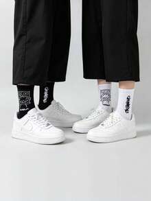 2 Pasang Kaos Kaki Setengah Betis Unisex Motif Huruf Monster Grafiti Hitam Putih - MultiWarna - View 3