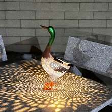 1pc Outdoor Solar Statue Light, Garden Decor, 3D Cute Duck Statue Light, Creative Design Iron Material, Beautiful Rust-Proof Durable, Backyard, Bistro, Cafe Style, Camping Light Yard/Lawn Ornament, Suitable For Patio, Lawn, All Seasons - 3D Duck Statue Lamp - View 11