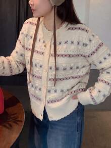 Women's New Vintage Knit Cardigan, Round Neck Long Sleeve Button Sweater, Elegant Short Winter Knitwear - White - View 3