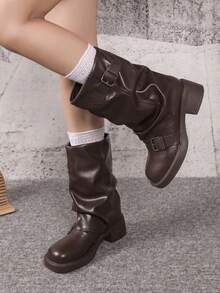 Sepatu Bot Wanita Setengah Betis dengan Detail Kerut, Hiasan Gesper, Hak Tebal, dan Sol Tebal, Sepatu Bot Berkuda Gaya Barat Klasik - Coklat - View 5