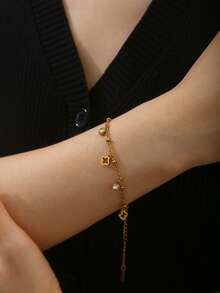 TONSI 1pc Fashionable Luxury Old Money Style Niche Exquisite High-End 18K Gold Plated Stainless Steel Geometric Pattern Hollow Pendant Four-Leaf Clover Zirconia Necklace Bracelet, Low-Allergy Versatile Collarbone Chain, Suitable For Women's Daily, Commute, Birthday, Party Wear, Gift For Friends And Lovers - Gold - View 2