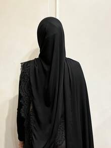 1pc Women's Elegant Lace Trim Lightweight Modal Wide Border Rectangular Headscarf, Classic Prayer Shawl Hijab, Comfortable Breathable Lightweight Modal Fabric, Premium Heavy-Duty Wide Border Hemming Modal Hijab, Suitable For Festivals, Daily Wear And Travel - Black - View 3