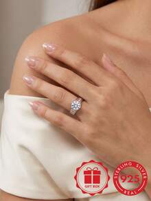 Anel Grande de Diamante de Prata Esterlina S925 de Luxo para Homens, Anel de Noivado de Negócios com Zircônia Cúbica de Alto Brilho de 6 Garras, Presente Premium para Namorado com Caixa de Presente - Prata - Visão 7