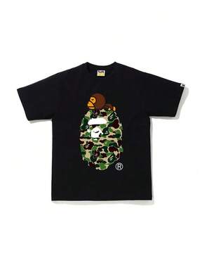 Dameskleding in losse, casual stijl T Overhemd,Cartoon kleine aap roze camouflage aap patroon korte mouwen ronde hals streetstyle T Overhemd