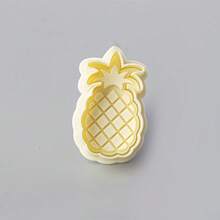 4pcs Fruit & Ocean Cookie Cutter Set, Press-Type Cookie Stamp Mold, Shapes Include Peach, Strawberry, Cherry, Pineapple, Seahorse, Starfish, Shell, Suitable For Home Kitchen DIY Cookies, Pastries, Halloween, Christmas, Birthday Party And More - View 11