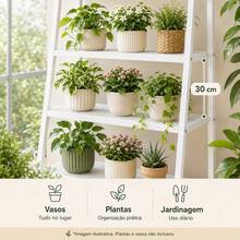 Estante para Plantas em Formato de Escada Quatro Níveis Cor Branco Cremoso, Aço Carbono Reforçado com Pintura Anti-ferrugem, Dimensões 60*35*150cm, Base Ampla Antiderramamento para Varandas e Jardins - EstantePlantas-4AndaresEscada-Branco - Visão 10