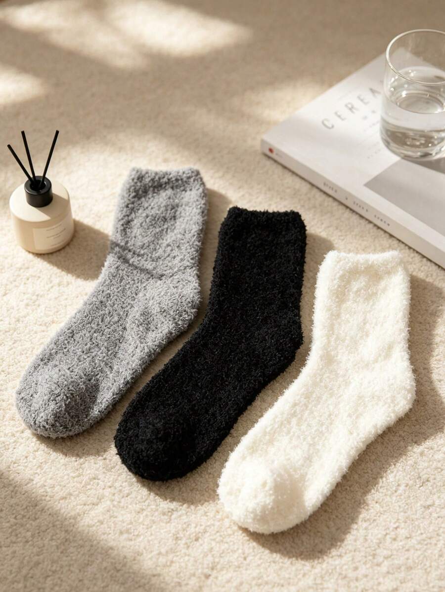 3 Pairs Women's Coral Fleece Mid-Calf Socks, Thickened Fleece Lined Home Sleep Socks, Soft Fluffy Warm Floor Socks, Black White Grey Solid Color Minimalist Half-Fleece Maternity Socks, Dorm Home Non-Slip Warm Feet Socks, Winter Cold-Proof Skin-Friendly Fuzzy Socks - Multicolor - View 1