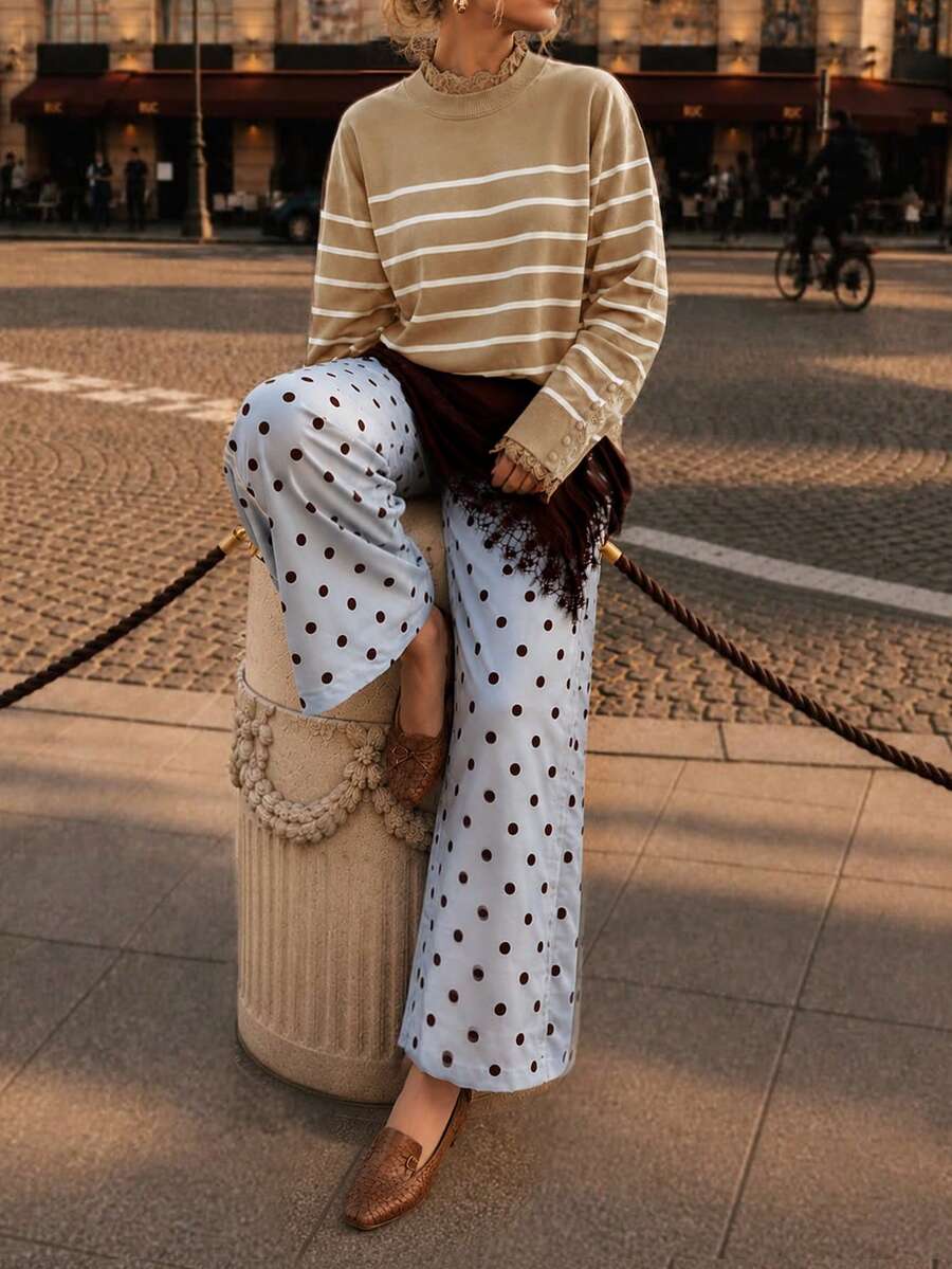 Sweater Rajut Bergaris Kontras Warna untuk Wanita, Cocok untuk Acara Santai/Bangun di Musim Gugur/Dingin, Kerah Renda, Detail Kancing di Manset, Sesuai untuk Acara Makan Siang Santai.