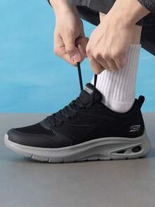 Skechers 男士輕量運動跑步鞋 BOB'S 男士系列 繫帶休閒鞋 舒適緩震 透氣休閒鞋 118077-BLK - 黑色 - 查看 2