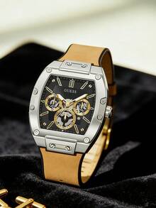 Jam Tangan Quartz Multifungsi Berbentuk Silinder Warna Hitam Doff untuk Pria dari GUESS, Tali Silikon Lembut Hitam, GW0203G3 - Satu-Ukuran - View 7