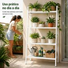 Estante para Plantas em Formato de Escada Quatro Níveis Cor Branco Cremoso, Aço Carbono Reforçado com Pintura Anti-ferrugem, Dimensões 60*35*150cm, Base Ampla Antiderramamento para Varandas e Jardins - EstantePlantas-4AndaresEscada-Branco - Visão 2