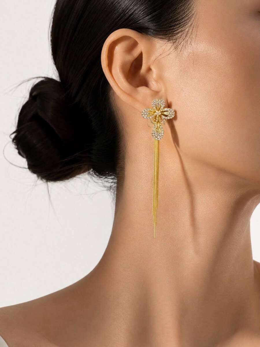 Floral Tassel Earrings For Women, Niche Luxury Fashion Elegant Versatile Stud Earrings - Silver - View 1