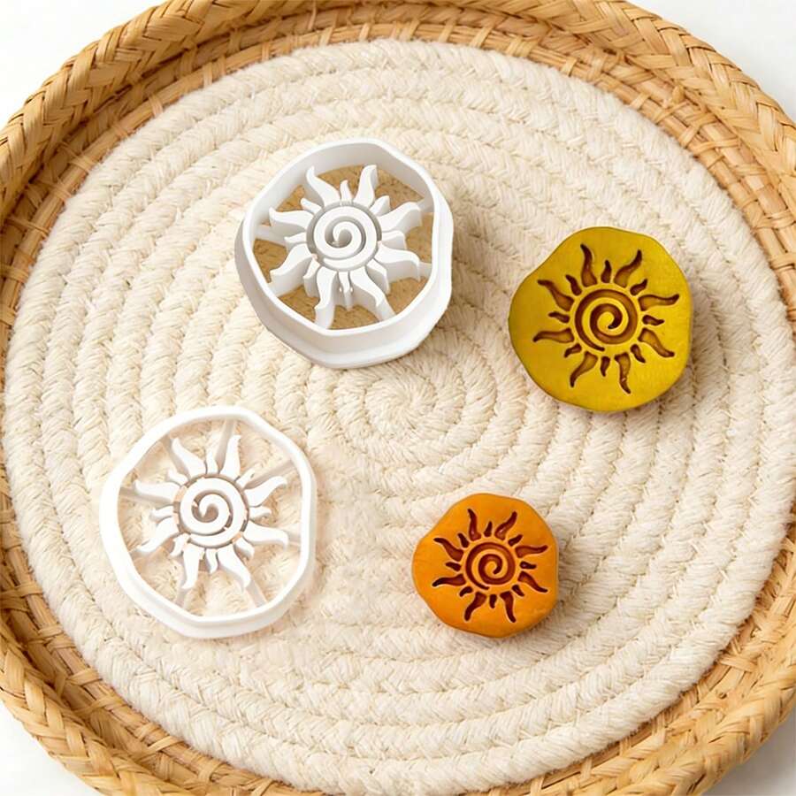 2Pcs Spiral Sun Hollow Polymer Clay Cutters Set Sun Pattern Clay Molds DIY Handmade Earring Pendant Jewelry Craft Supplies
