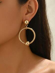 1 Pair Vintage Exaggerated Metal Geometric Round Hoop Earrings For Women, Fashionable Elegant Jewelry Accessories, Suitable For Daily Wear, Holiday Gifts, Casual And Vacation - Yellow Gold - View 5