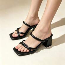 GAN AI Women Flats - Black and White - View 4