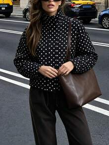 Jaket Pendek Kasual Wanita Model Vintage Warna Hitam dengan Motif Polkadot, Tali Serut, Bahu Jatuh, Potongan Longgar, Cocok untuk Perjalanan Sehari-hari - Hitam dan Putih - View 6