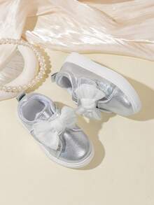 1 Pair Kids Bowknot Hook & Loop Casual Fashion Sneakers, Suitable For All Seasons Campus Daily Wear And Sports - Silver - View 4