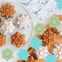 Cetakan Silikon Bentuk Kepingan Salju untuk Dekorasi Kue Cokelat Permen Natal, Loyang Kue Anti Lengket, Cetakan Fondant Sabun DIY, Warna Putih - Putih - View 5