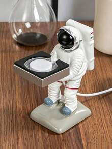Cute Astronaut Watch Charging Stand, Spaceman Watch Charger Base, Creative Desktop Watch Holder, Novel Desktop Decor Ornament, Unique Gift For Space Enthusiasts - White - View 2